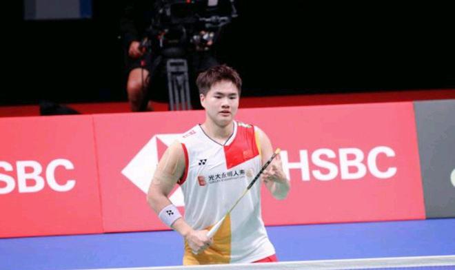 相比之下 相比之下